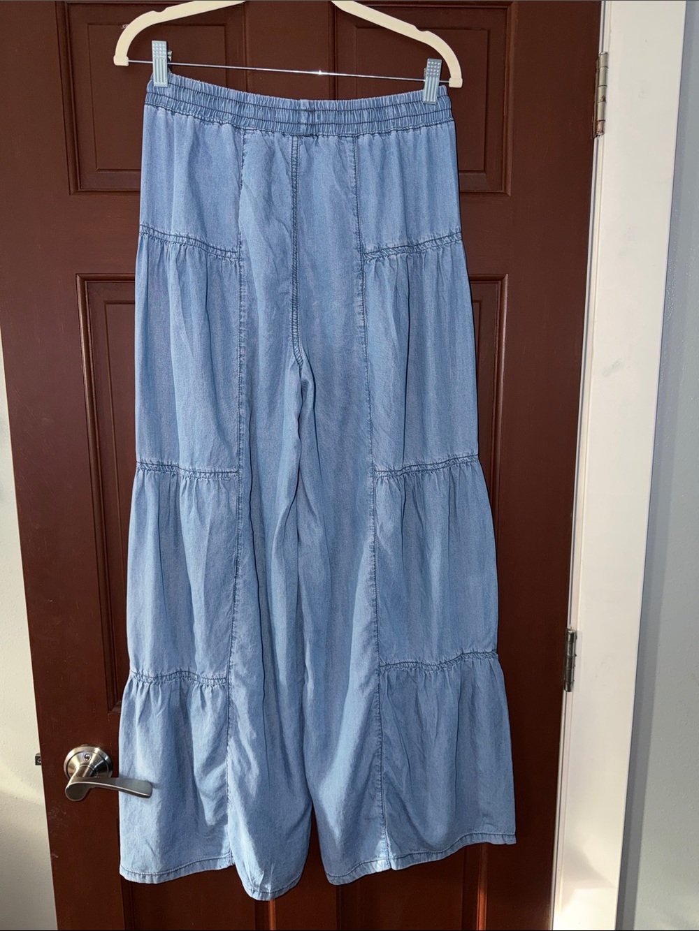 Light Blue Tiered Wide-Leg Denim Pants - Picture 4 of 6